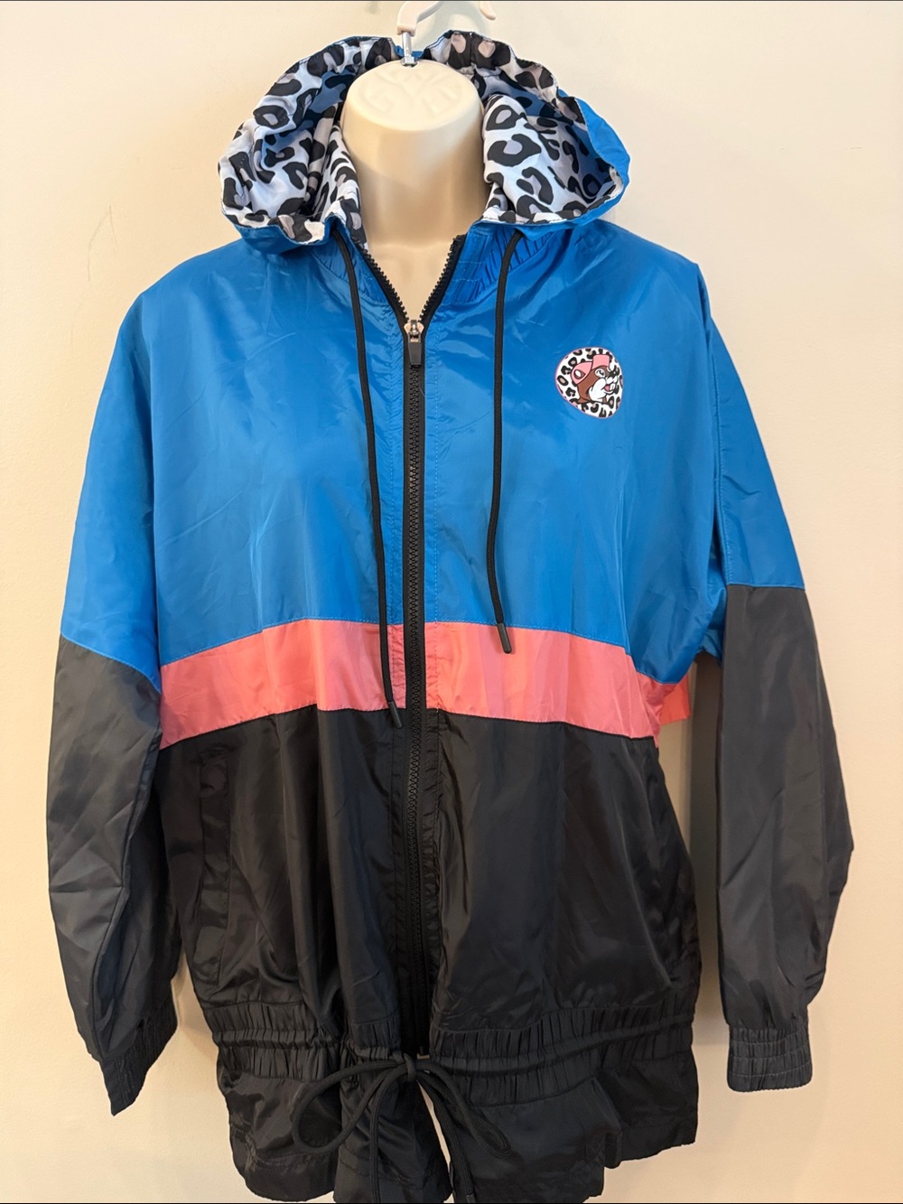 Buc-ee’s Colorblock Hooded Utility Jacket in Blue & Black Women’s Medium